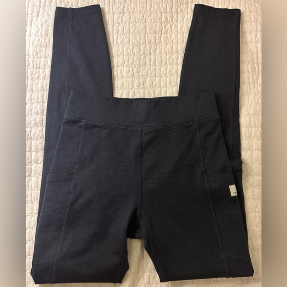 Vuori Women’s Granite Pocket Legging in Black Heather Size XS - Picture 1 of 5